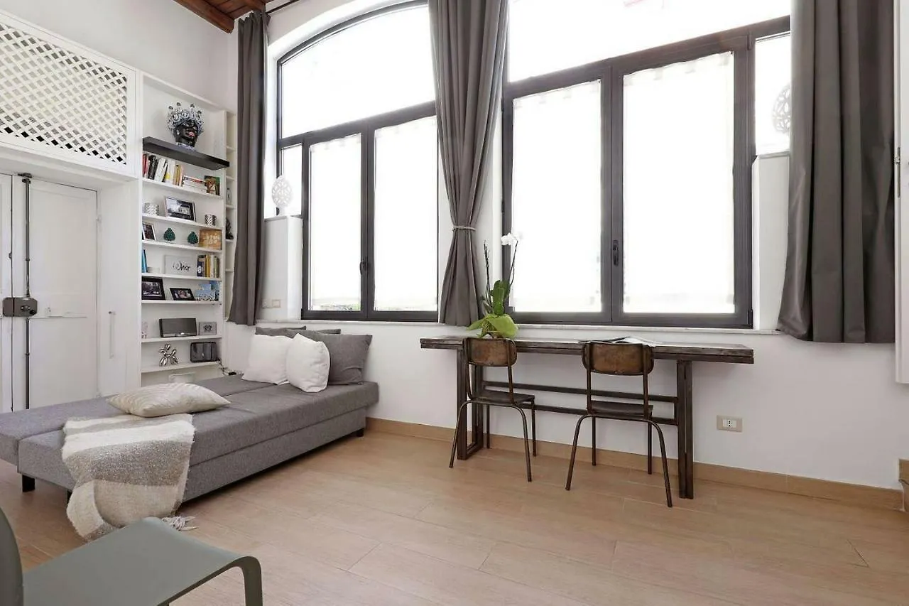 Luxury House Colosseo Rom Italien